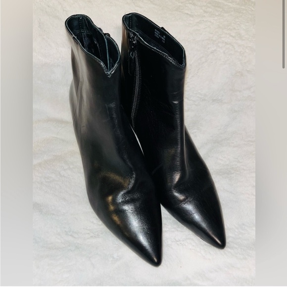 Cole Haan kitten heel pointed toe bootie - Picture 2 of 7